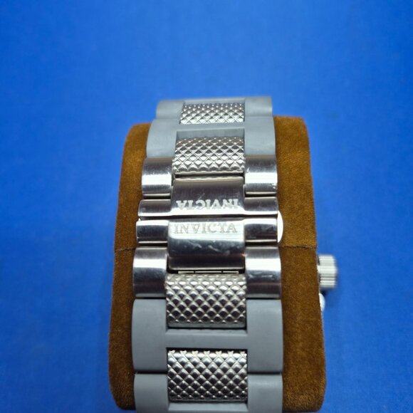 Invicta Chronograph Watch - Picture 6 of 6